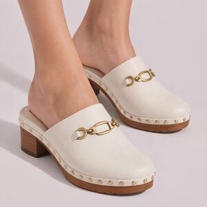 Larroude Zuzi bit Mule 7.5